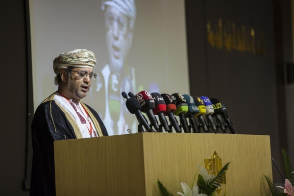 الوفود المشاركة بمؤتمر العميد ما أجمل أن تتّحد رسالة الجامع والجامعة للنهوض بالأمة، وهو ما نراه لمؤسسات المجتمع المدني الذي مثلته العتبة العباسية المقدسة ..