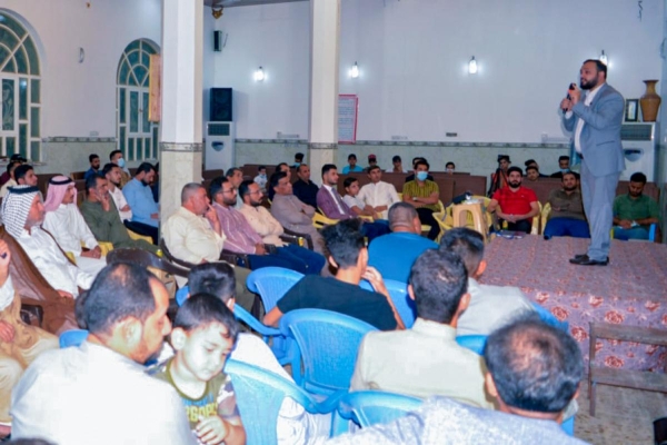عقدُ جلسةٍ تثقيفيّة لنخبةٍ من أهالي الديوانيّة