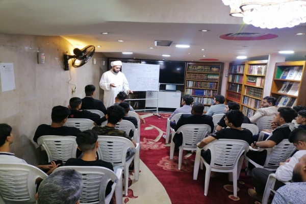 مُلتقى القمر ينظّم دوراتٍ لتعزيز الحضور الثقافيّ للشباب