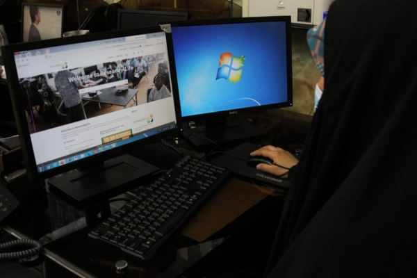 مكتبةُ أمّ البنين(عليها السلام) النسويّة تعزّز أوعيتها المعرفيّة بأكثر من (20) ألف مصدرٍ متنوّع