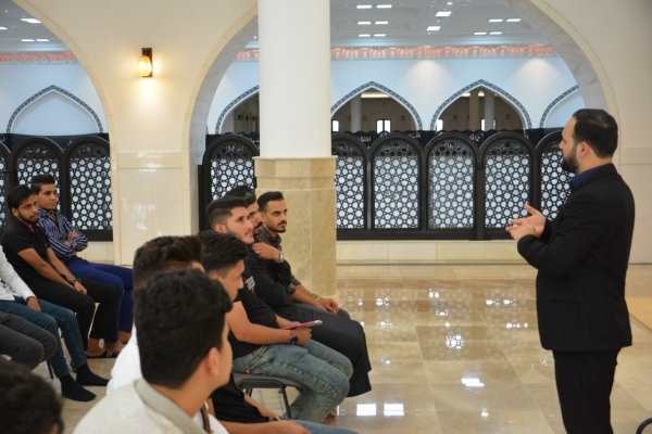 ضمن منهجه الفكري التوعوي قدّم مركز الدراسات والمراجعة العلميّة ندوةً بعنوان: (تاريخ الطائفة الحقّة ورجالاتها)..