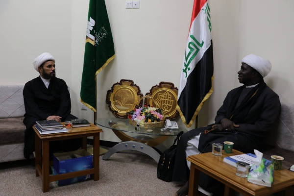 وفد من دولة ليبيريا يزور مركز الدراسات الأفريقيّة