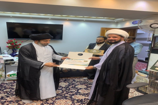 قسم الشؤون الفكريّة والثقافيّة يُكرّم كادر مركز الدراسات والمراجعة العلميّة
