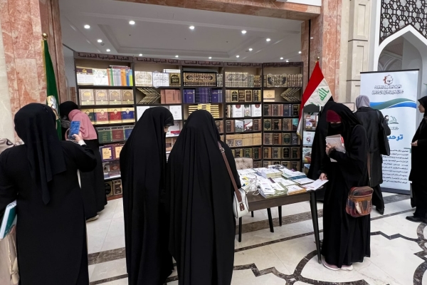 مكتبة أمّ البنين (عليها السلام) النسويّة تشارك في فعّاليّات الأسبوع الثقافي لجامعة الزهراء (عليها السلام) للبنات