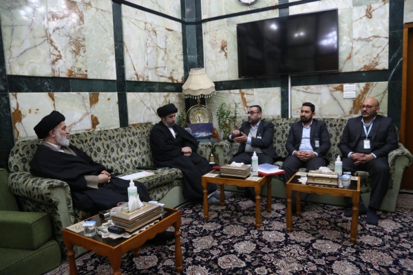 السيد الصافي يكرّم ملاكات قسم الشؤون الفكرية بعد عودتها من دورةٍ بتونس