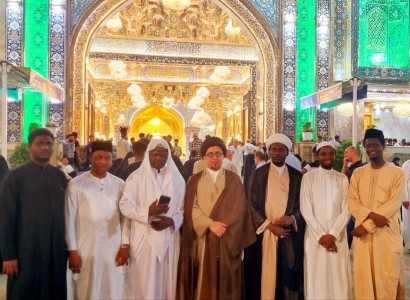 إحياء ليوم عرفة.. قسم الشؤون الفكريّة والثقافيّة يُنظِّم زيارة للعتبتين المقدّستين للجاليات الأفريقيّة