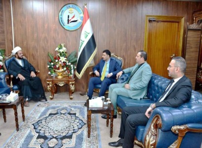 المركزُ العراقيُّ لتوثيق جرائم التطرّف يبحثُ سبلَ التعاون المشترك مع وزارة العدل العراقيّة