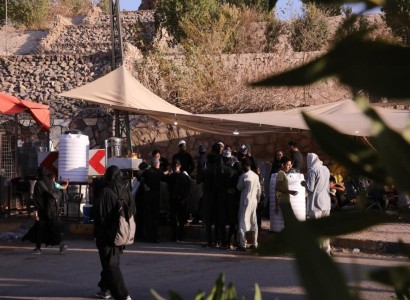 عبر موكبٍ خدميّ.. مبلّغو قسم الشؤون الفكريّة يقدّمون خدمات متنوّعة لزائري الأربعين