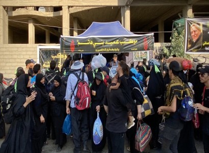 مع وصول زيارة الأربعين إلى ذروتها.. موكب عميد بني هاشم يواصل ضيافته للزائرين