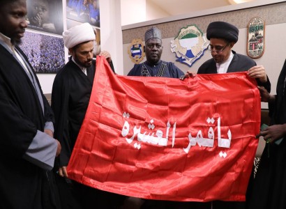 مدير مركز الدراسات الافريقية يستقبل وكيل الشيخ الزكزكي المشارك في زيارة الاربعين لهذا العام 1445هـ