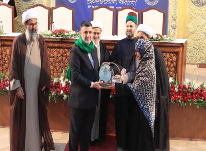 ضمن المهرجان النسويّ الأول  العتبة العباسية تكرّم المشاركات في الجلسة البحثية حول السيدة الزهراء (عليها السلام) في باكستان