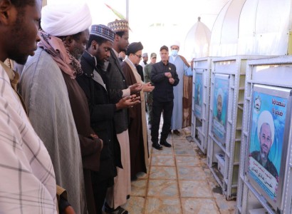 قسم الشؤون الفكرية ينظم زيارة للطلبة الأفارقة إلى روضة شهداء ملبي فتوى الدفاع الكفائي