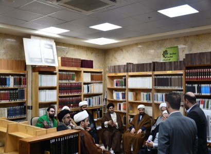 وفد من محقّقي المخطوطات يطلع على أعمال ونتاجات مركز تصوير المخطوطات