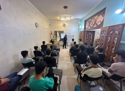 مركزُ مُلتقى القمر الثقافي يقيم ورشة حول إدارة الإعلام الإلكتروني