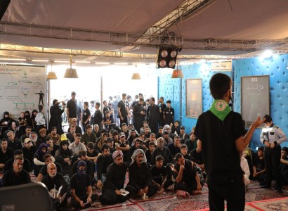 إقبال واسع على حواريّات جمعيّة كشافة الكفيل في زيارة الإمام الحسين (عليه السلام)