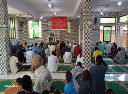 في غانا.. قسم الشؤون الفكريّة والثقافيّة يقيم مجلس عزاء لأحياء ذكرى استشهاد الزهراء (عليها السلام)