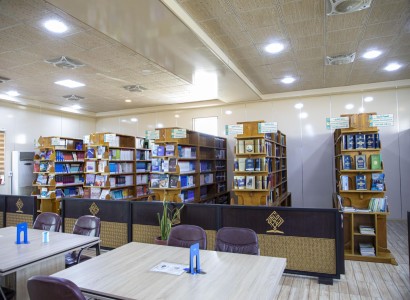 قسم الشؤون الفكرية يرفد مكتبة جامعة العميد بمجموعةٍ جديدة من الكتب العلمية