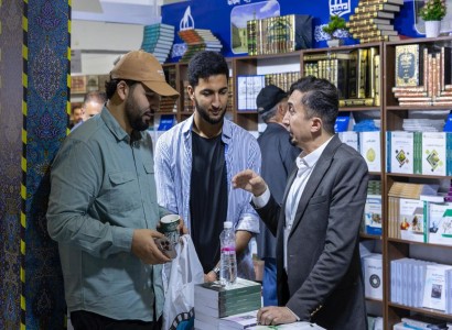 جناح جمعيّة العميد في معرض تونس الدوليّ للكتاب يشهد حواراتٍ معرفيّة وتاريخية معاصرة