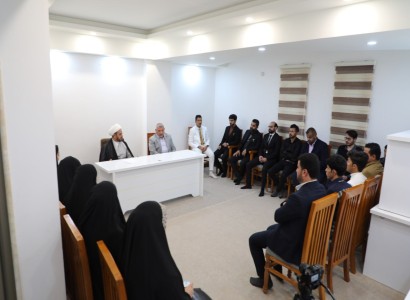 قسم الشؤون الفكرية يستعرض مشاريعه في توثيق جرائم التطرّف لوفدٍ أكاديميّ من جامعة الكوفة