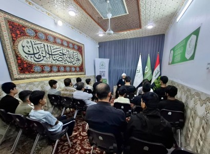 مركزُ ملتقى القمر الثقافي يقيم ندوةً ثقافيةً إحياءً لذكرى استشهاد الإمام الصادق (عليه السلام) في محافظة ذي قار